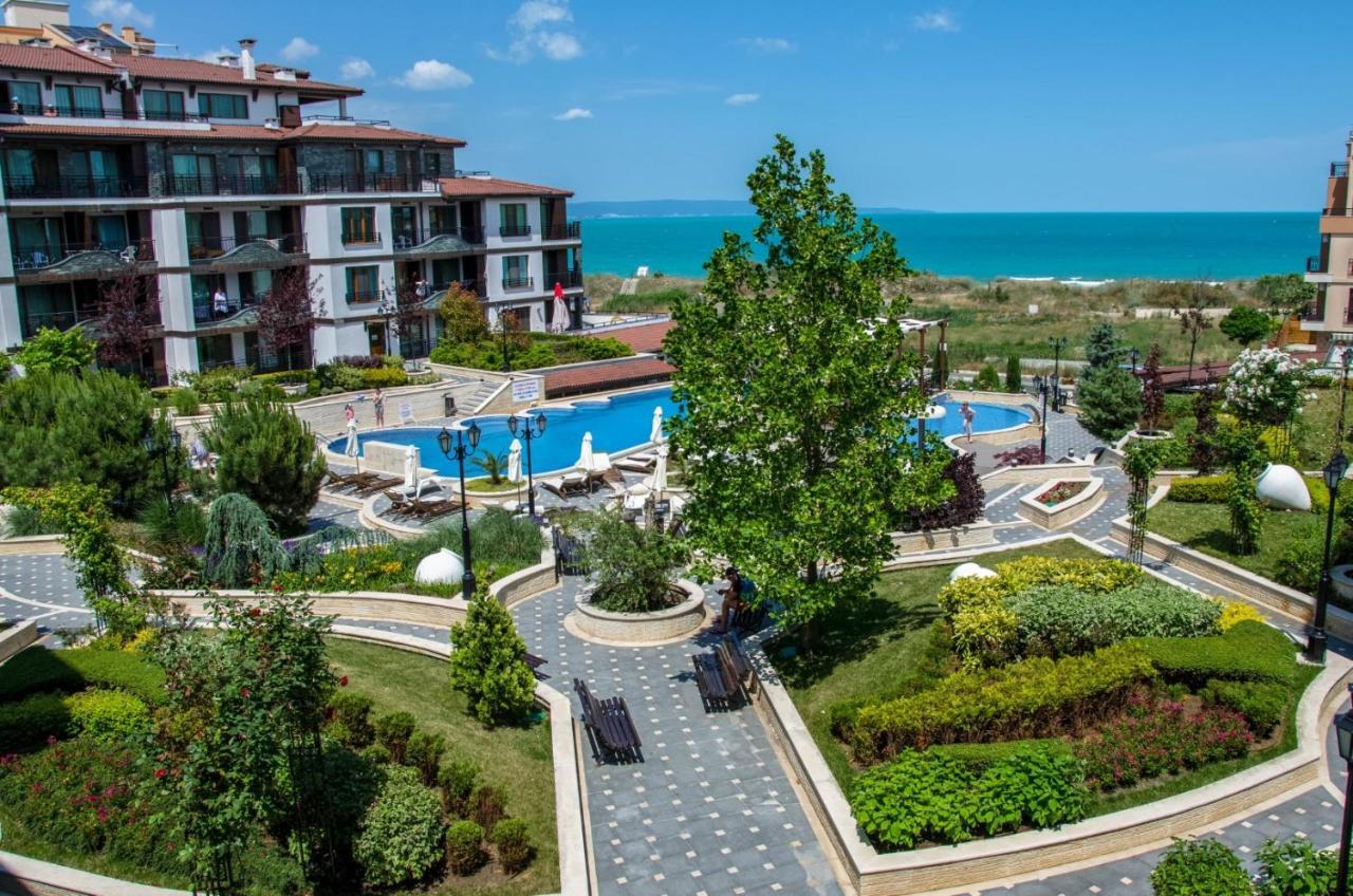 Rose Gardens Boutique Hotel By Asteri Hotels Pomorie Exterior photo